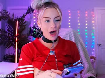 webcam girl oliviaowens live cam image #10639592
