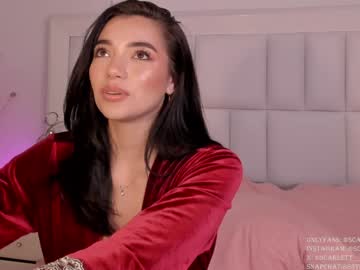 webcam girl scarlett__baker11 live cam image #11055218