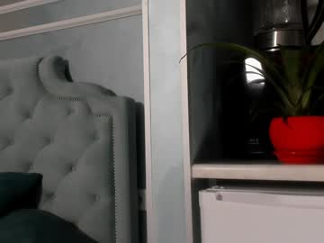webcam girl sweety_rinushka_ live cam image #12970502