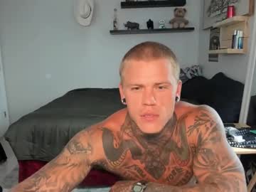 webcam man tatteddaddy9000 live cam image #12846940