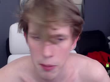 webcam man isaac_moris_ live cam image #1907122