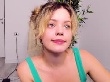 webcam girl dianaholiday live cam image #4490465