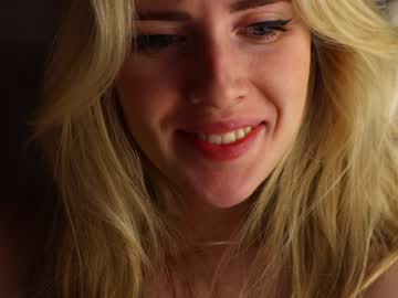 webcam girl crazyhotrussian live cam image #8335512