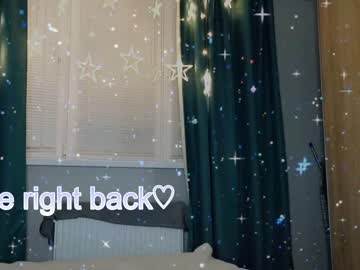 webcam girl small_blondee live cam image #8275838