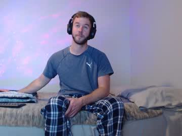 webcam man coffeelounge live cam image #3928243