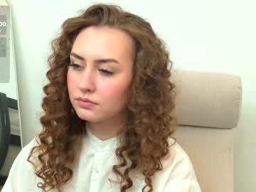 webcam girl rylan_lee live cam image #12387216