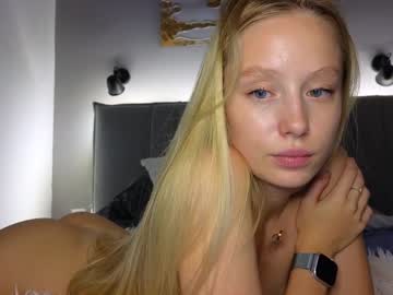 webcam girl white_lime live cam image #9931993