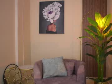 webcam girl jovanna_smith live cam image #10752179
