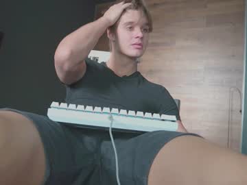 webcam man dave_maxwell live cam image #850437