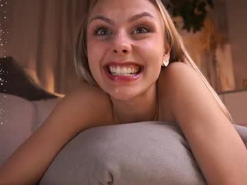 webcam girl darlinechapel live cam image #11170551