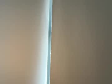 webcam girl emillyyyx live cam image #12568883
