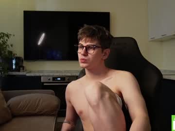 webcam man artdimension live cam image #9813697