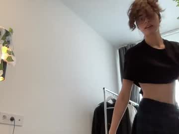 webcam girl wonderland_stia live cam image #10247858