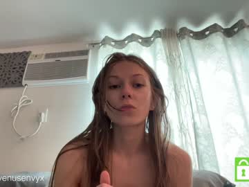 webcam girl venusenvyx live cam image #6046385