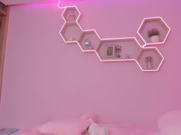 webcam girl bella_adams_ live cam image #1700720