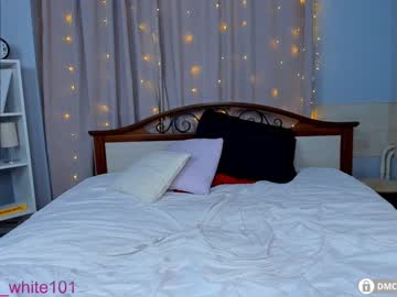 webcam girl foxhilary live cam image #1230988