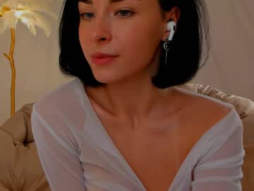 webcam girl uwunikaa live cam image #11017333