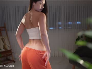 webcam girl tifalock_ live cam image #7632856