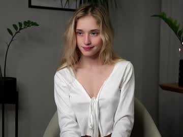 webcam girl taitehambelton live cam image #10683411