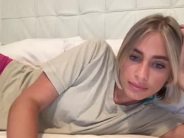 webcam girl cameronblaire live cam image #6734764