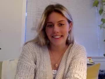 webcam girl bambis_honeypot live cam image #1286877