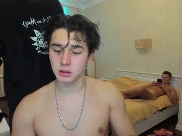 webcam man purple_gang live cam image #636339