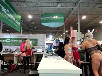 webcam girl xvno live cam image #4370175