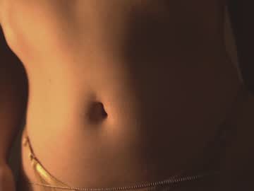 webcam girl bibi_it_is live cam image #1094541