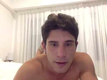 webcam man thomasbloom66 live cam image #2139798