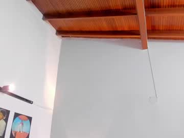 webcam girl little_effy18 live cam image #6867243