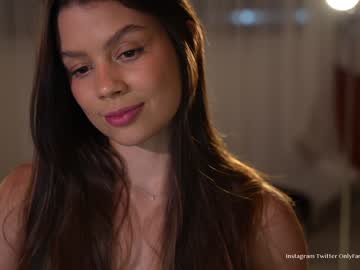 webcam girl tifalock_ live cam image #6992770