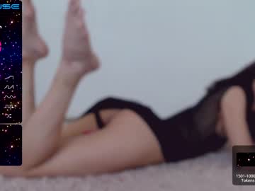 webcam girl crystal_one live cam image #3570790