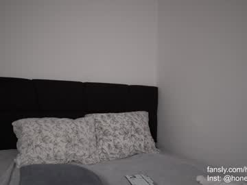 webcam girl honeyyykate live cam image #9857631