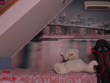 webcam girl misss_vikki live cam image #1485064