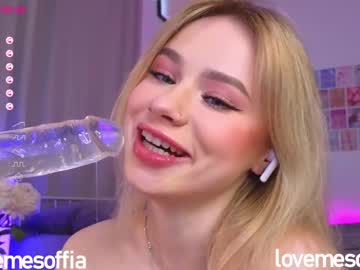 webcam girl kittymeow_xxx live cam image #6528615