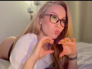 webcam girl myassistant live cam image #7967520