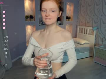 webcam girl gingers_hugs live cam image #7943705