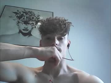 webcam man hungstraightbull live cam image #6564889