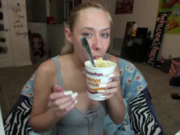 webcam girl pr3ttyp1nkpussy live cam image #205421