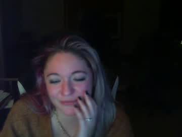 webcam girl chpettinger live cam image #4294783