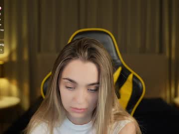 webcam girl lana_pulse live cam image #10767197