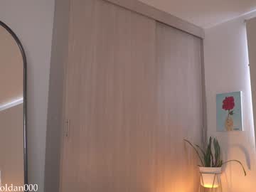 webcam girl laura_roldan live cam image #10988524