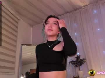 webcam girl maxinegh_ live cam image #2493517