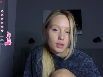 webcam girl callme_star live cam image #9607101