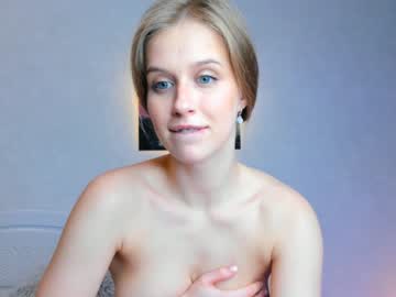 webcam girl ella_twinkle live cam image #5511709