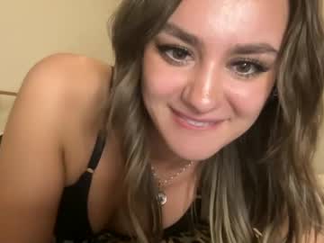 webcam girl lovebrookexoxo live cam image #9881834