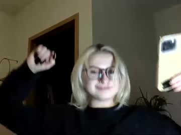 webcam girl russianbunny7 live cam image #923025