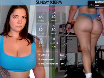 webcam girl milavalentinax live cam image #11073585