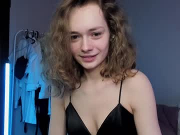 webcam girl mxxnsxsul live cam image #3015515