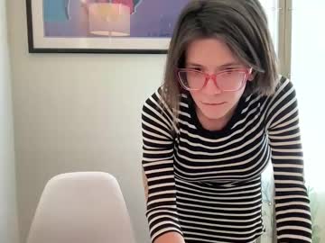 webcam girl naomi_reah live cam image #10473530